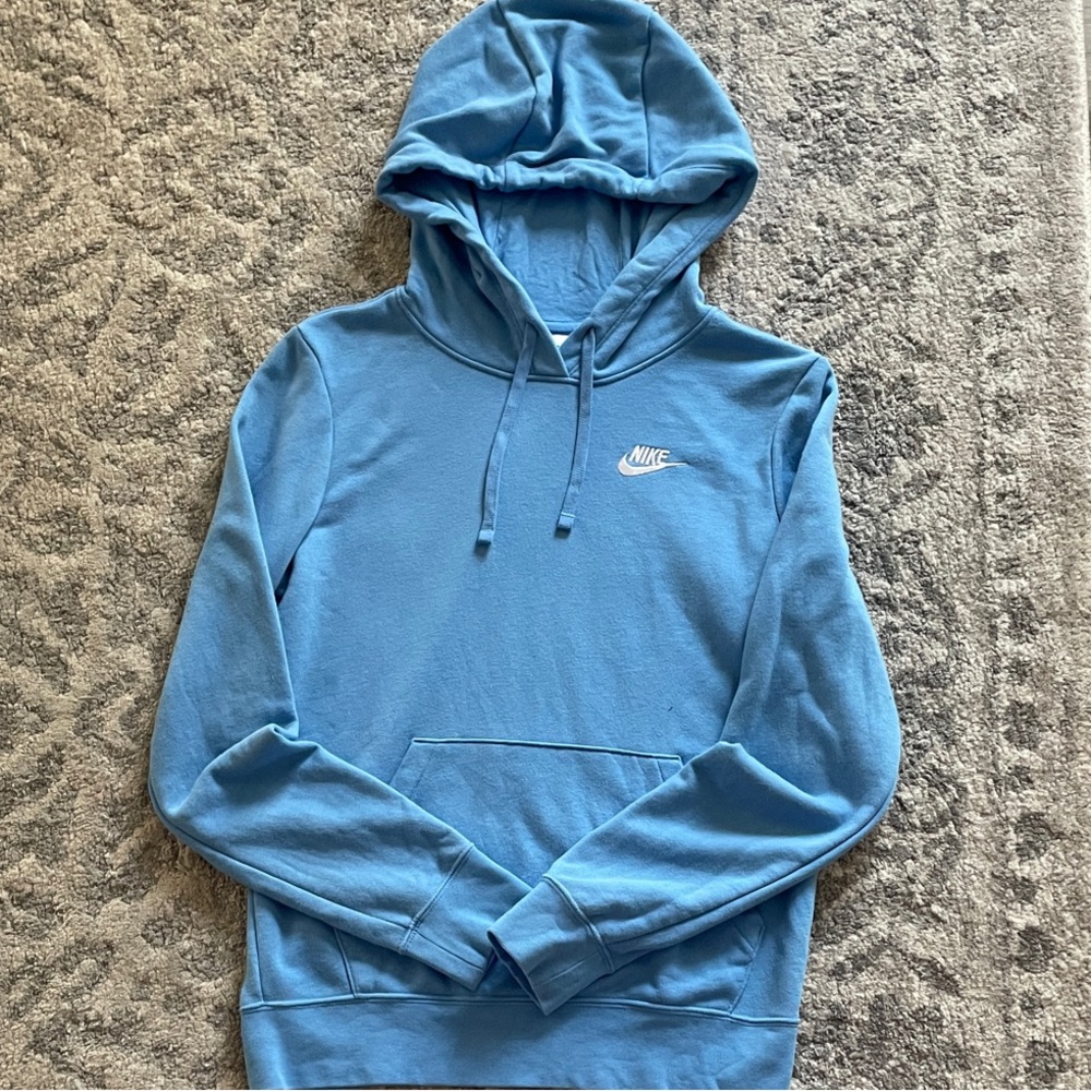 Nike Women’s Blue Fleece Pullover Hoodie